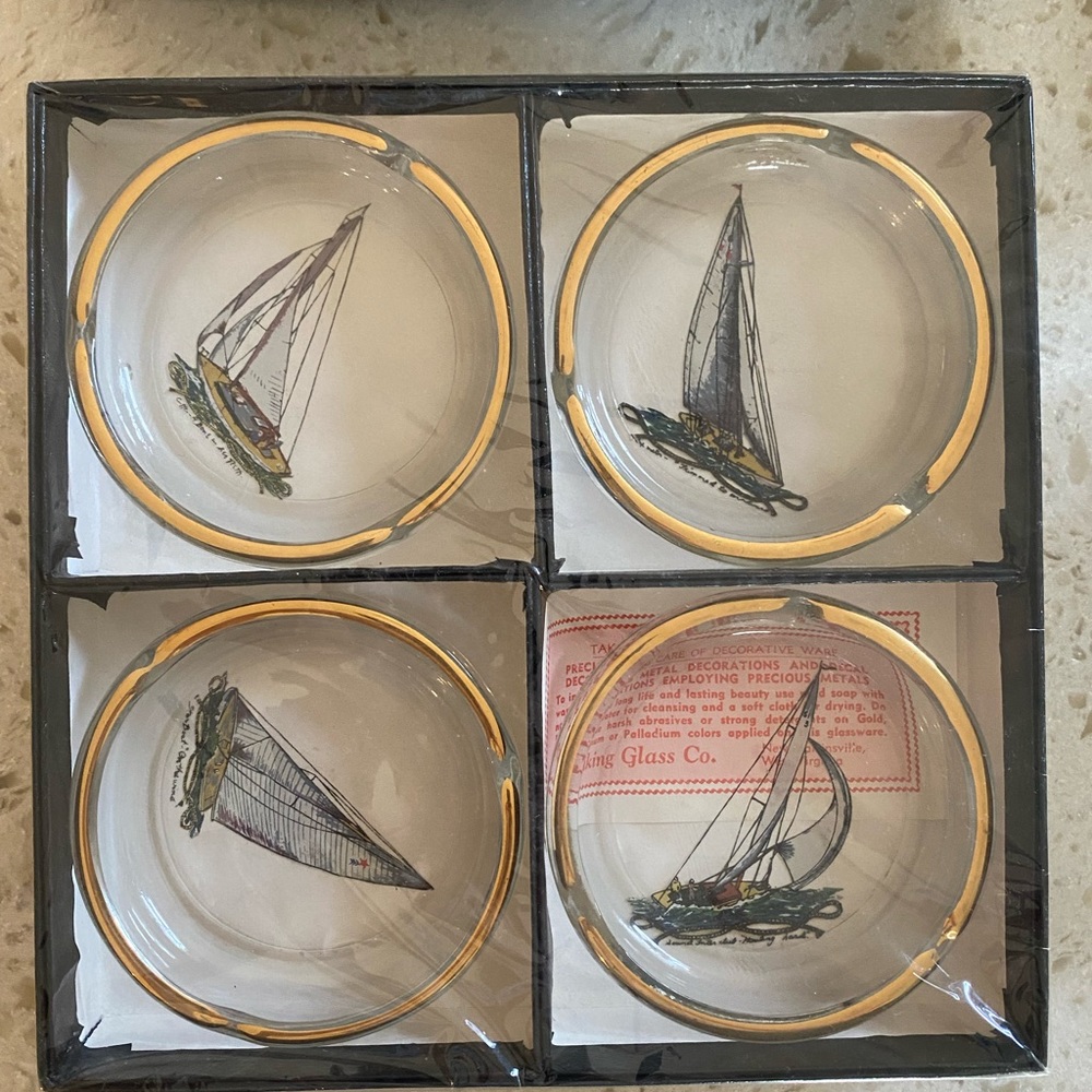 Viking Glass Co. Sail Boat Ashtray Set New in Original Packing and Box